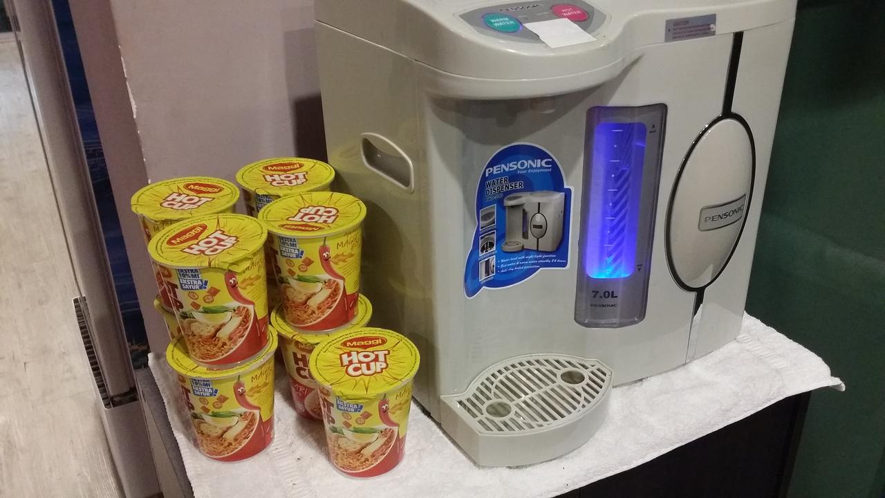 옴 호텔 Simpang Ampat  외부 사진